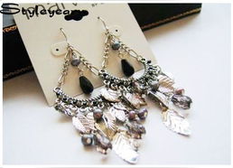 平價外貿首飾新潮精選 Liz、Monet、DK、KC品牌首飾與服飾美發飾品一站式銷售